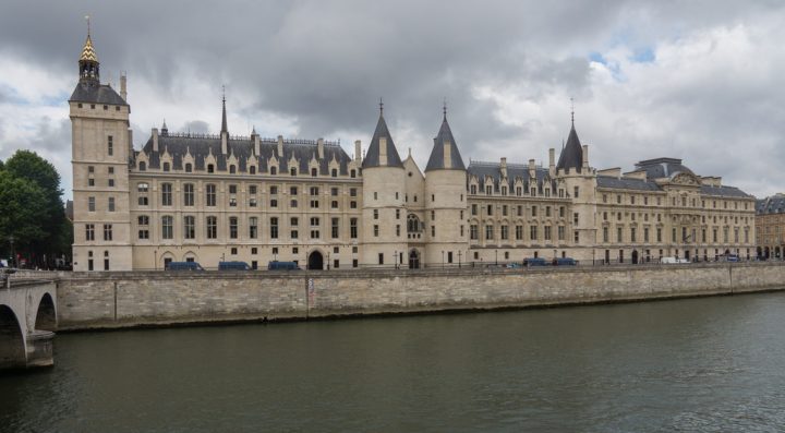 コンシェルジュリー パリのセーヌ河岸 世界遺産オンラインガイド