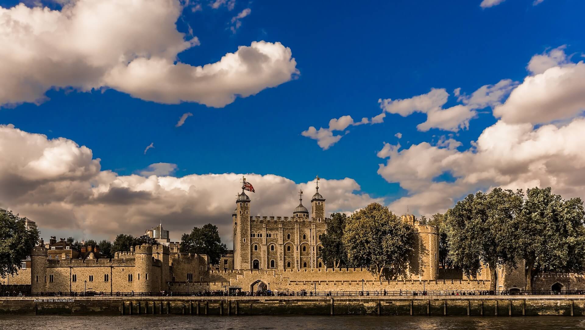 ロンドン塔 イギリス 世界遺産オンラインガイド
