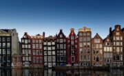 アムステルダムのシンゲル運河の内側にある17世紀の環状運河地域 (3)