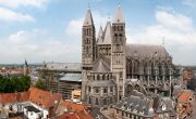 トゥルネーのノートルダム大聖堂（ベルギー）