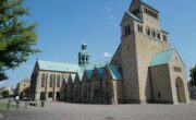 ヒルデスハイムの聖マリア大聖堂と聖ミカエル教会 (1)