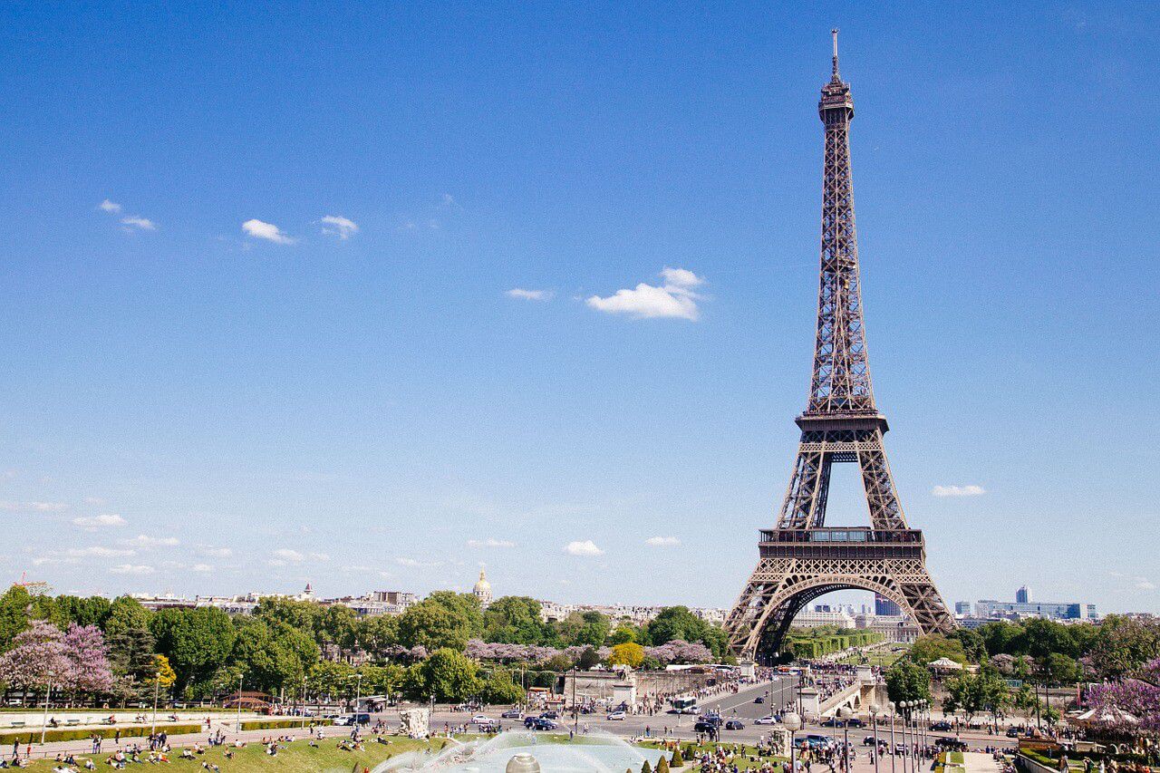 エッフェル塔 パリのセーヌ河岸 世界遺産オンラインガイド