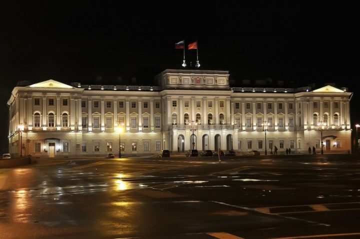 【世界遺産】マリインスキー宮殿 | サンクトペテルブルク歴史地区と関連建造物群
