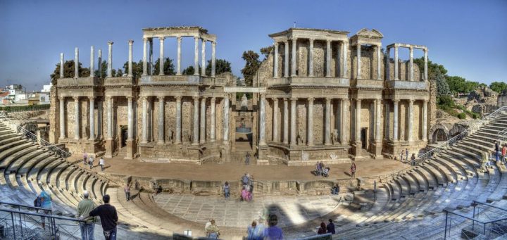 【世界遺産】ローマ劇場 | メリダの考古遺跡群
