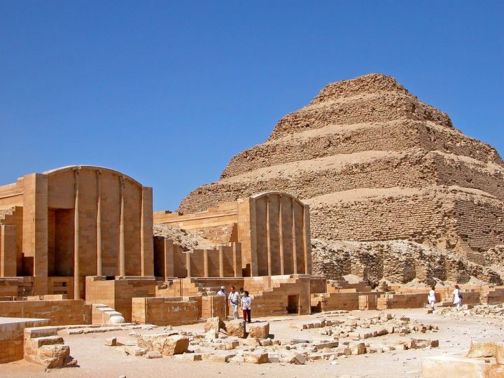 【世界遺産】ジェゼル王の階段ピラミッド | メンフィスとその墓地遺跡