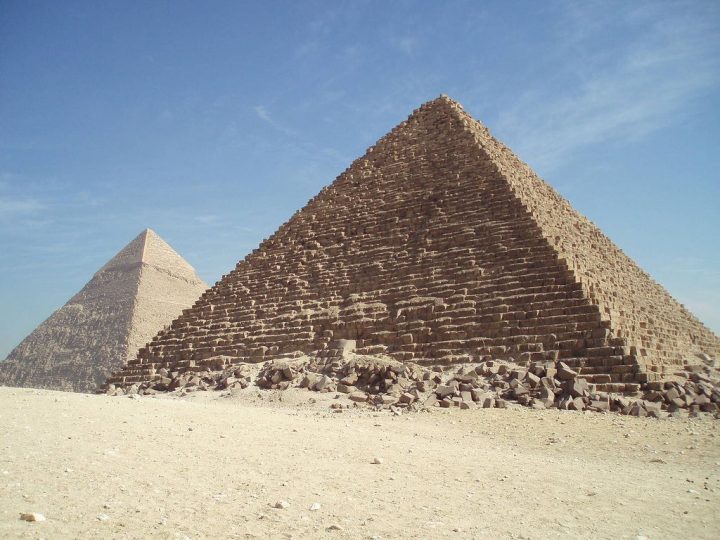 【世界遺産】メンカウラー王のピラミッド | メンフィスとその墓地遺跡