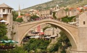 モスタル旧市街の古い橋の地区（ボスニア・ヘルツェゴビナ）