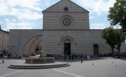 サンタ・キァーラ修道院｜アッシジ、フランチェスコ聖堂と関連修道施設群 (2)
