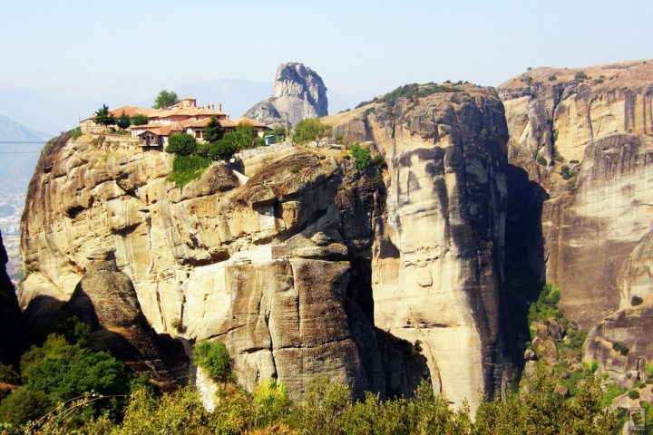 メテオラ ギリシャ 世界遺産オンラインガイド