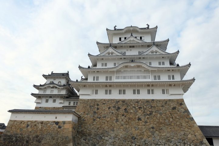 世界遺産「姫路城」：現存天守で最大規模を誇る近世城郭の傑作 | nippon.com 世界遺産 vol2 姫路城