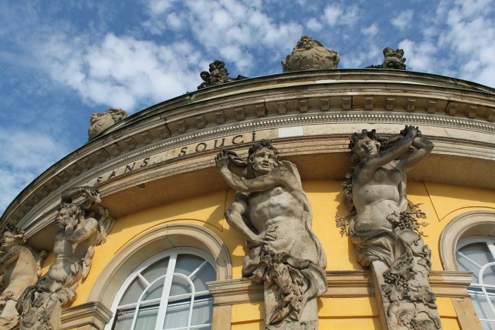 【世界遺産】サンスーシ宮殿 | ポツダムとベルリンの宮殿群と公園群
