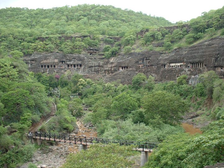 アジャンターの石窟寺院群 インド 世界遺産オンラインガイド