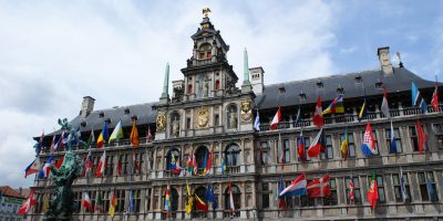 アントワープ市庁舎 ベルギーとフランスの鐘楼群 世界遺産オンラインガイド