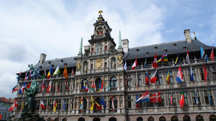 ベルギーとフランスの鐘楼群 世界遺産オンラインガイド