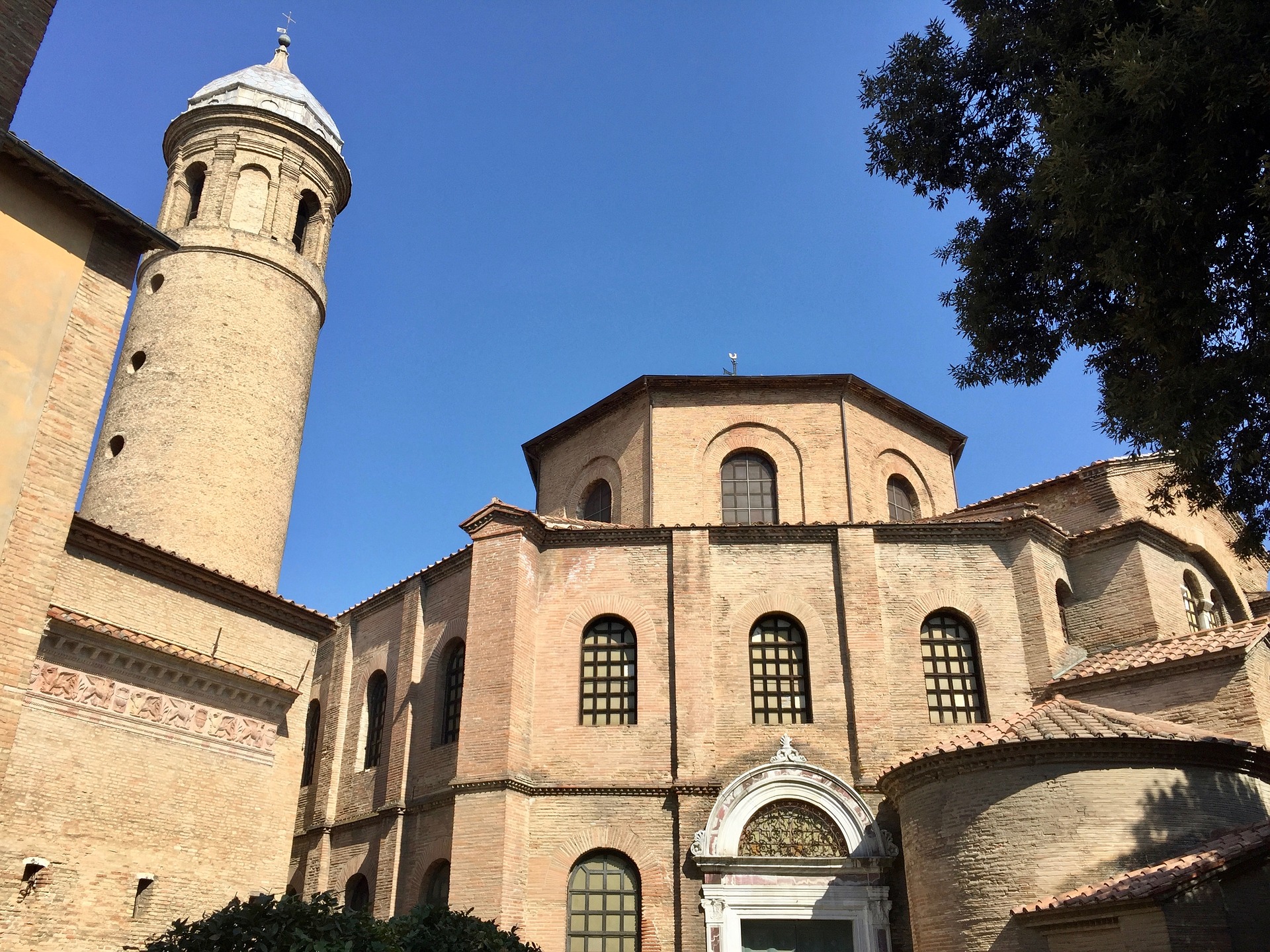 サン ヴィターレ聖堂 ラヴェンナの初期キリスト教建築物群 世界遺産オンラインガイド