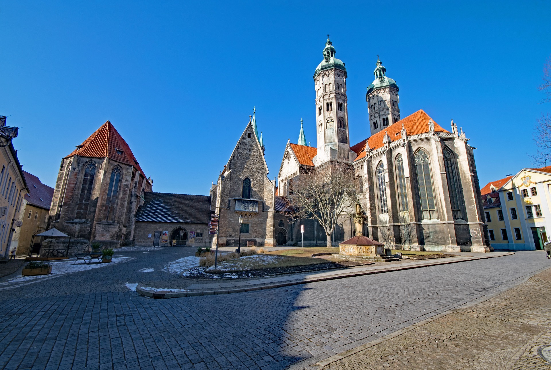 ナウムブルク大聖堂 ドイツ 世界遺産オンラインガイド